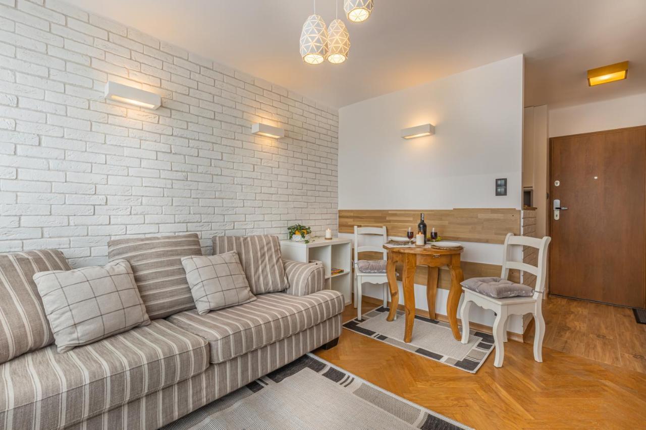 Apartment Strict Warsaw Center - Metro,Free Parking エクステリア 写真
