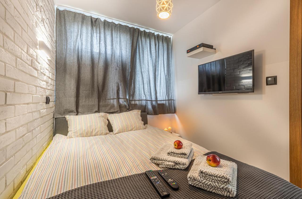 Apartment Strict Warsaw Center - Metro,Free Parking エクステリア 写真